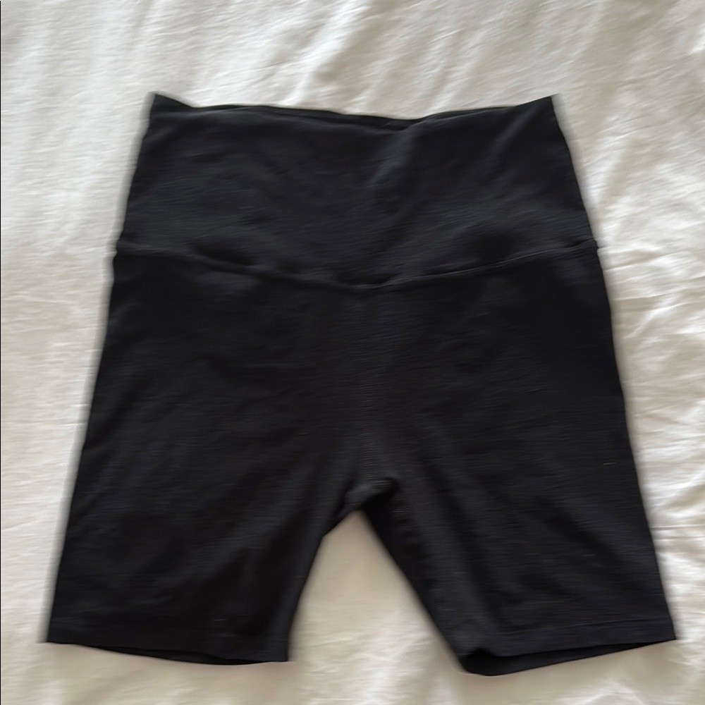 Beyond Yoga 7in Bike Shorts